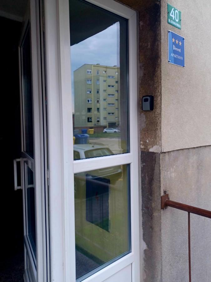 Four Pearls Apartment Karlovac Exterior photo